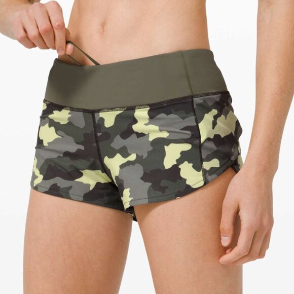 Lululemon Speed Up Short *2.5" Heritage 365 Camo - Picture 3 of 7